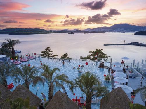 CALACATTA HOTEL & RESORT in Dolsan-eup