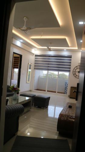 2nd Home - Smart, Tājganj