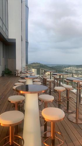 A La Carte Ha Long Bay - Sea View Apartment - 바/라운지