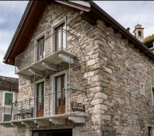 Iris home in Seppiana