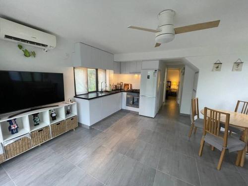 Holiday Let - Mui Wo, Lantau Island Holiday Let - Mui Wo, Lantau Island