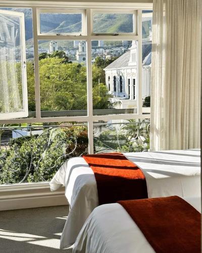 Cape Town Hollow Boutique Hotel