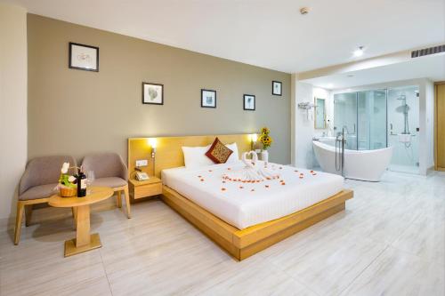 Gibson Hotel Nha Trang