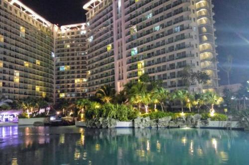 Citispace 1BR Condotel Suite at Azure Urban Resort Near Airport #AZ01A, Binangonan
