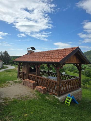 Kod Slaveka in Kostanjevac