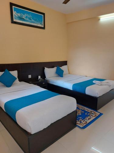 Double Room with Balcony (2 Adults + 1 Child) room in Golden Lake