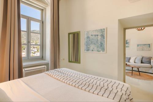 Hydra Hotel - image 6