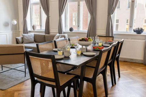 Large Apartment with Canal View in Central CPH City, Kodaň (fotografie 8)
