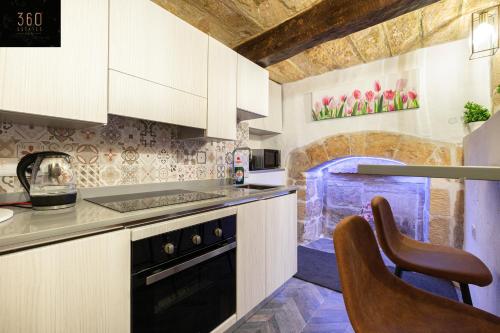 1BR Charming townhouse in capital city with WIFI by 360 Estates, La Valletta (foto 10)