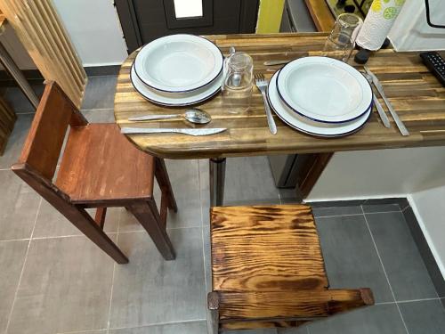 Facilities, Joli bungalow fleuri in Les Abymes