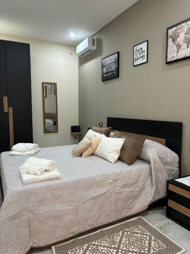 1 queen bed