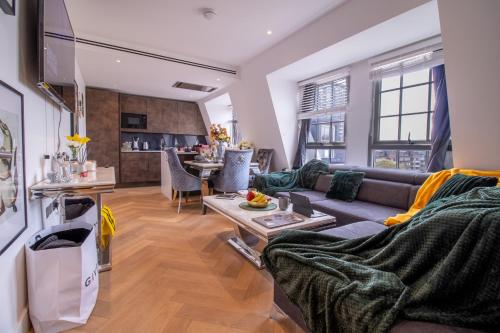 Marble Arch Penthouse 3 Bed