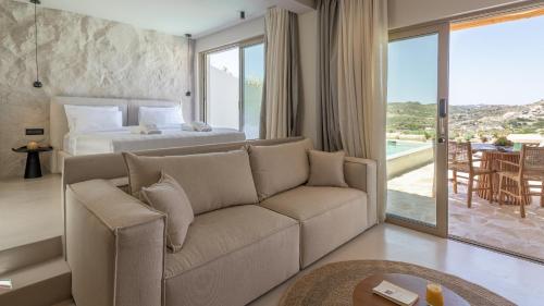 Solus Suites Milos