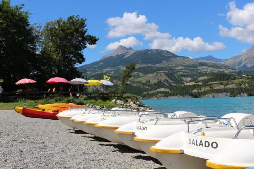 蒙克拉埃斯佩斯酒店 (Hotel Espace Montclar) in 蒙特克拉