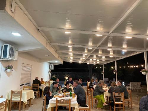 Hotel Aroma - image 10