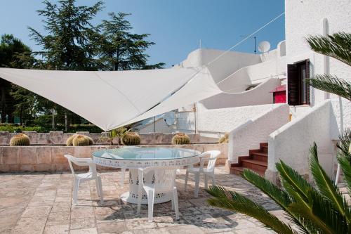 A szálláshely kívülről, Villa Almandia, Capitolo, Monopoli in Capitolo