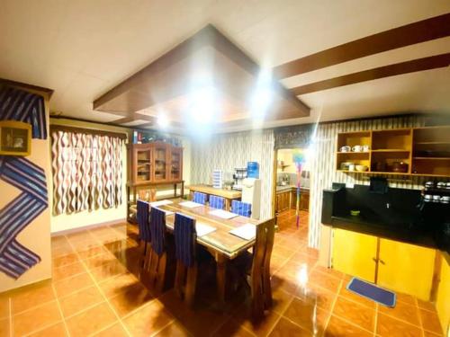 Kitchen, Baguio mountain villa view RW in Baguio