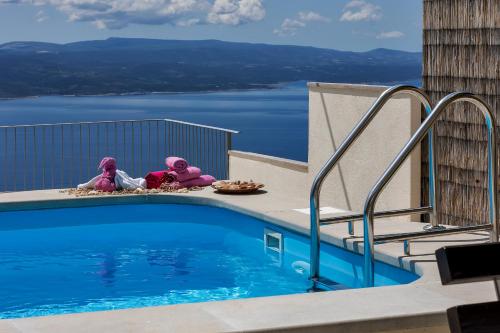 Apkārtne, Holiday home Marta with heated pool,grill,sea view in Bast