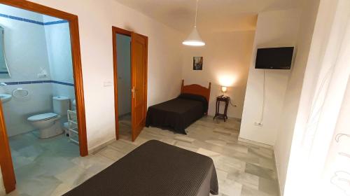 Three-Bedroom Apartment image 5