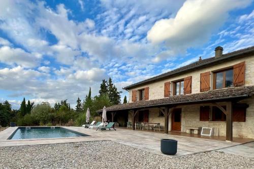 Maison de caractère avec piscine 1h de Toulouse