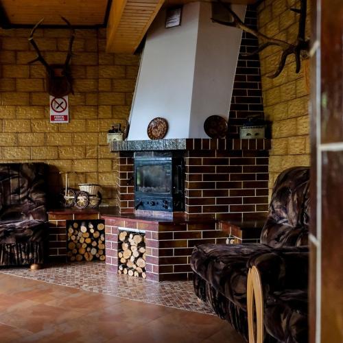 Koplietošanas atpūtas telpa ar TV, Pensiunea Namaesti in Valea Mare Pravat
