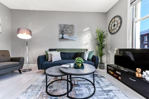 Cozy Battersea apartment Sleep 5 Easy Access to Central London, Londres (foto 9)