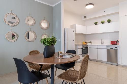 One-Bedroom Apartment image 10