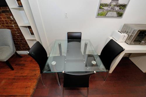 Near Time Square Cozy 2br In Nyc in New York, USA