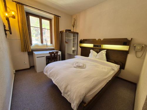 Lötschberg Zentrum (Lotschberg Zentrum) in Kippel