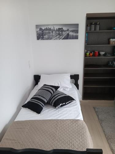 Athens LUXURY STUDIO 1 in Votanikos