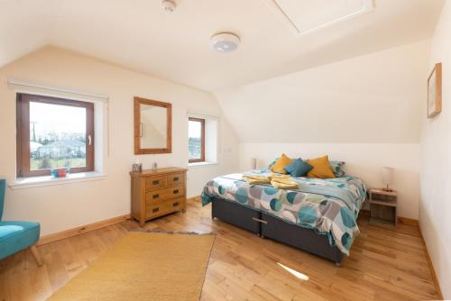 Spacious 6 bedroom property on a working fruit farm in Knockbain