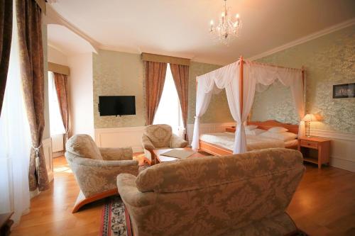 Zamecky Hotel Lednice - image 5