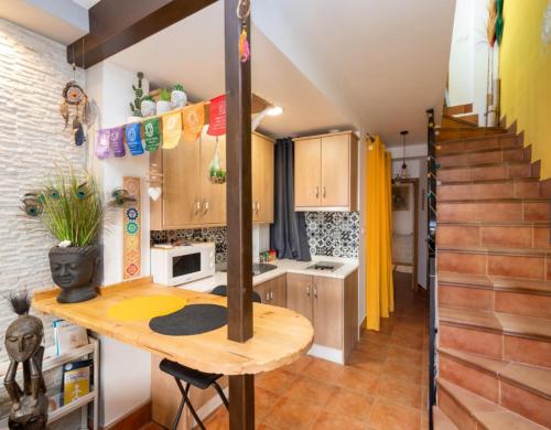 Casita del Barranco lunar in Restabal