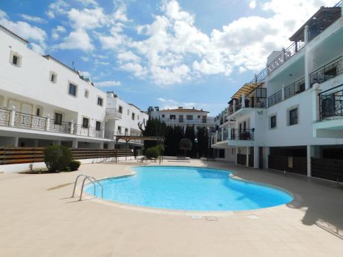 Úszómedence, Paramount Gardens Resorts C202 in Tersefanou