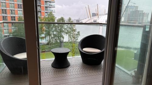 Luxurious 2 bedroom apartment in Canary Wharf