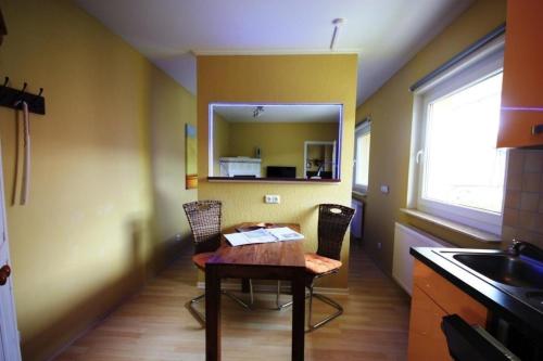 Ferienwohnung in Koserow mit Terrasse, Grill und Garten in Koserow