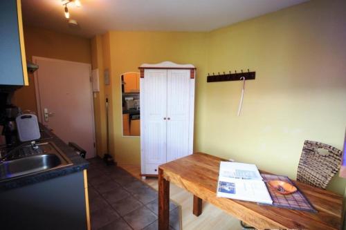 Ferienwohnung in Koserow mit Terrasse, Grill und Garten in Koserow