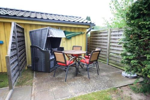Ferienwohnung in Koserow mit Terrasse, Grill und Garten in Koserow