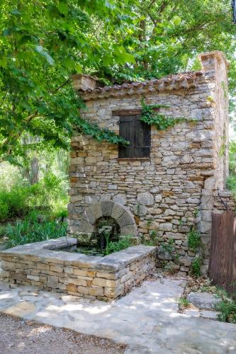 Charmant mas provençal avec piscine proche Forcalquier