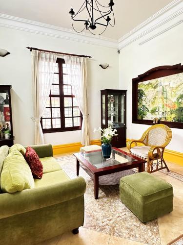 Tuna Homestay Hanoi & Experience