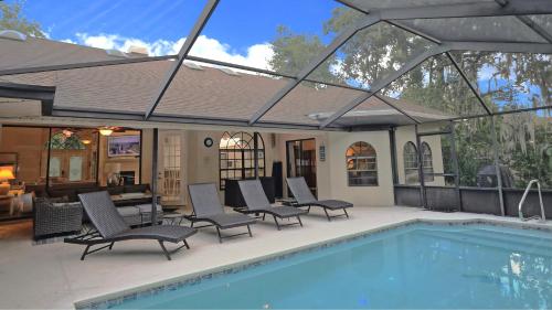 Your Manatee and Scalloping Adventure Retreat in Crystal River, USA