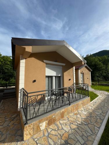 المنظر الخارجي, Etno Selo Grabovicka Jutra in ستنيي