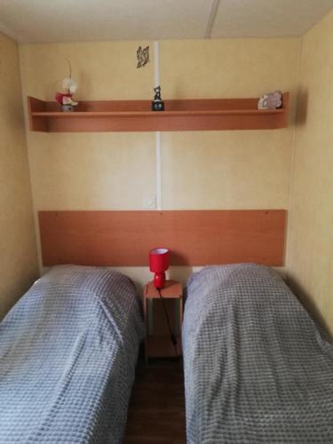 CAMPING 3* ! PROGHE DES GORGES DU VERDON ET LAC DE STE CROIX 04500 ! TOUT EQUIPE ! CHAMPS DE LAVANDE in Sainte-Croix-du-Verdon