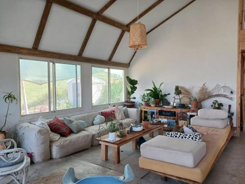 Eco house on the mountain in เมนาฮามิยา