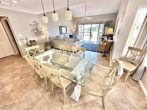 5191 Beachwalk in Destin (FL)