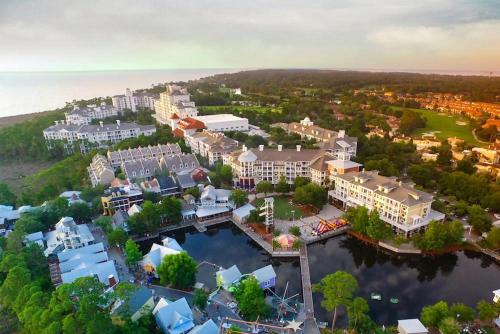 5191 Beachwalk in Destin (FL)