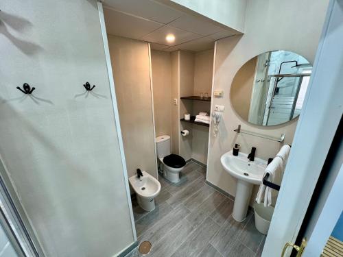 Superior Double Room image 4