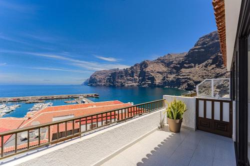Panoramic view apartment in Los Gigantes 3
