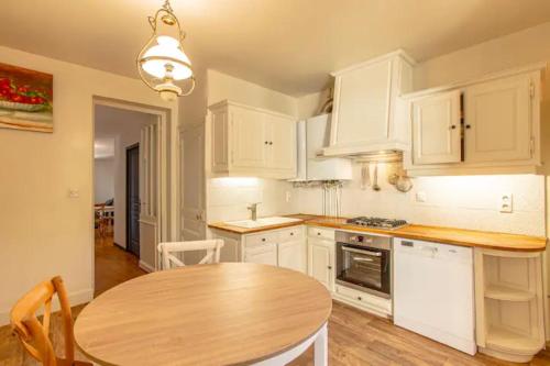 L'Elégante - maison de ville avec jardin (L'Elegante - maison de ville avec jardin) in ฟิแฌค