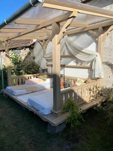 Kánya Veranda (Kanya Veranda) in Szomolya